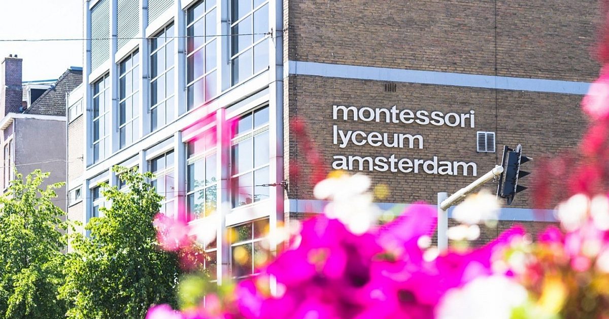 Van12tot18 De Knop Is Om Bij Het Montessori Lyceum Amsterdam van12tot18-de-knop-is-om-bij-het-montessori-lyceum-amsterdam